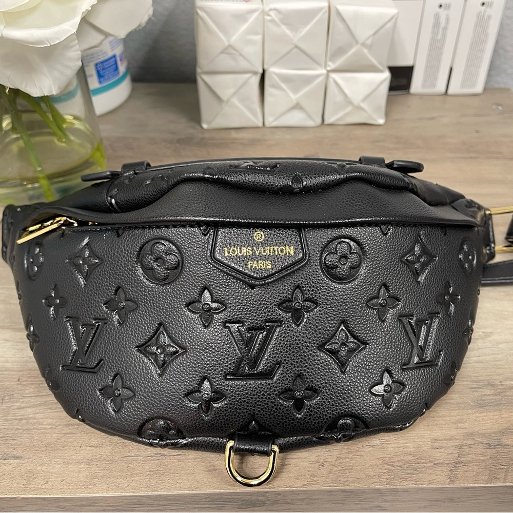 Black Fanny pack